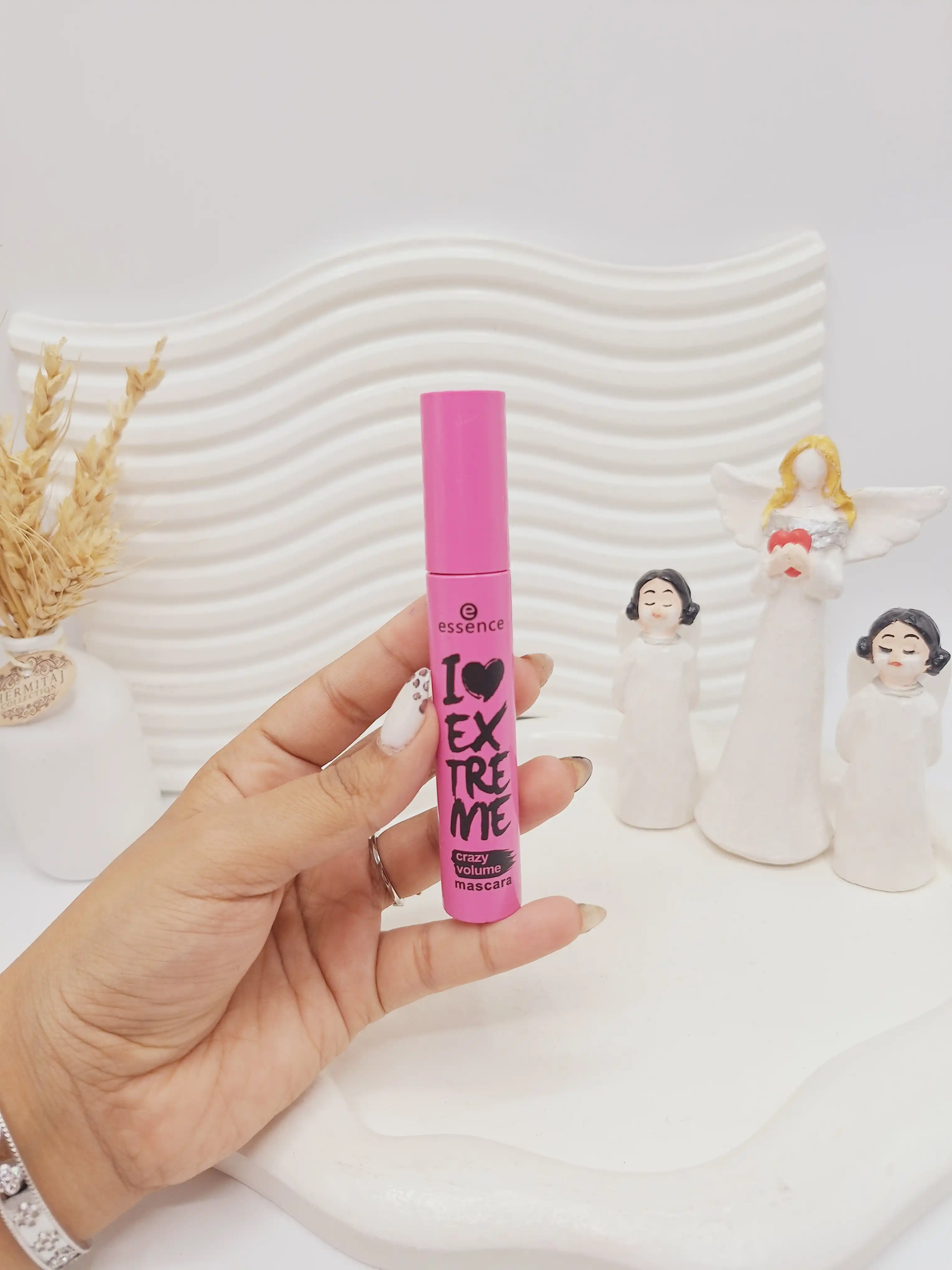 ریمل حجم دهنده اسنس صورتی  های کپی درجه 1