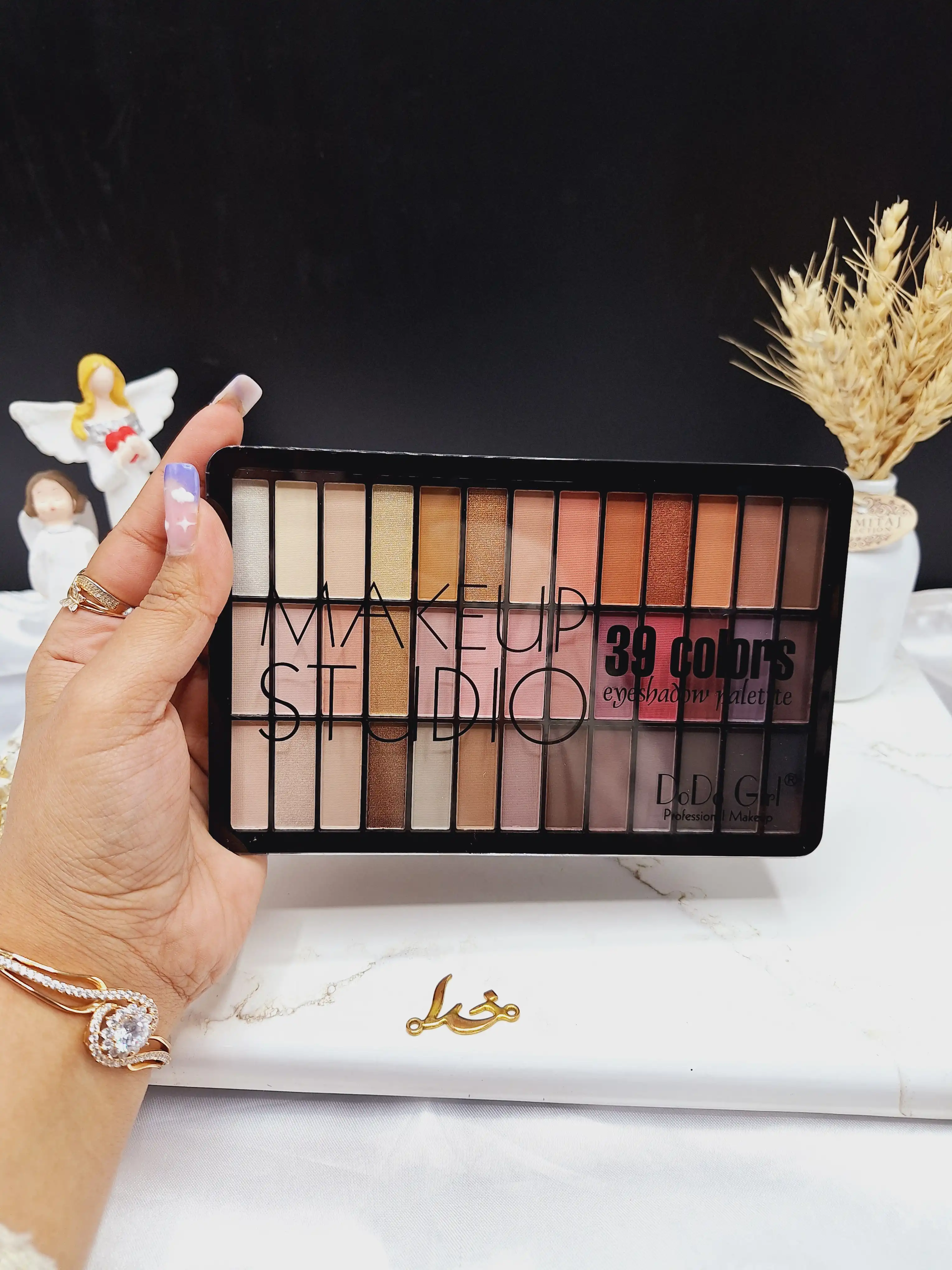 پالت حرفه ای  میکاپ 39 رنگ Do Do Girl کد D3055