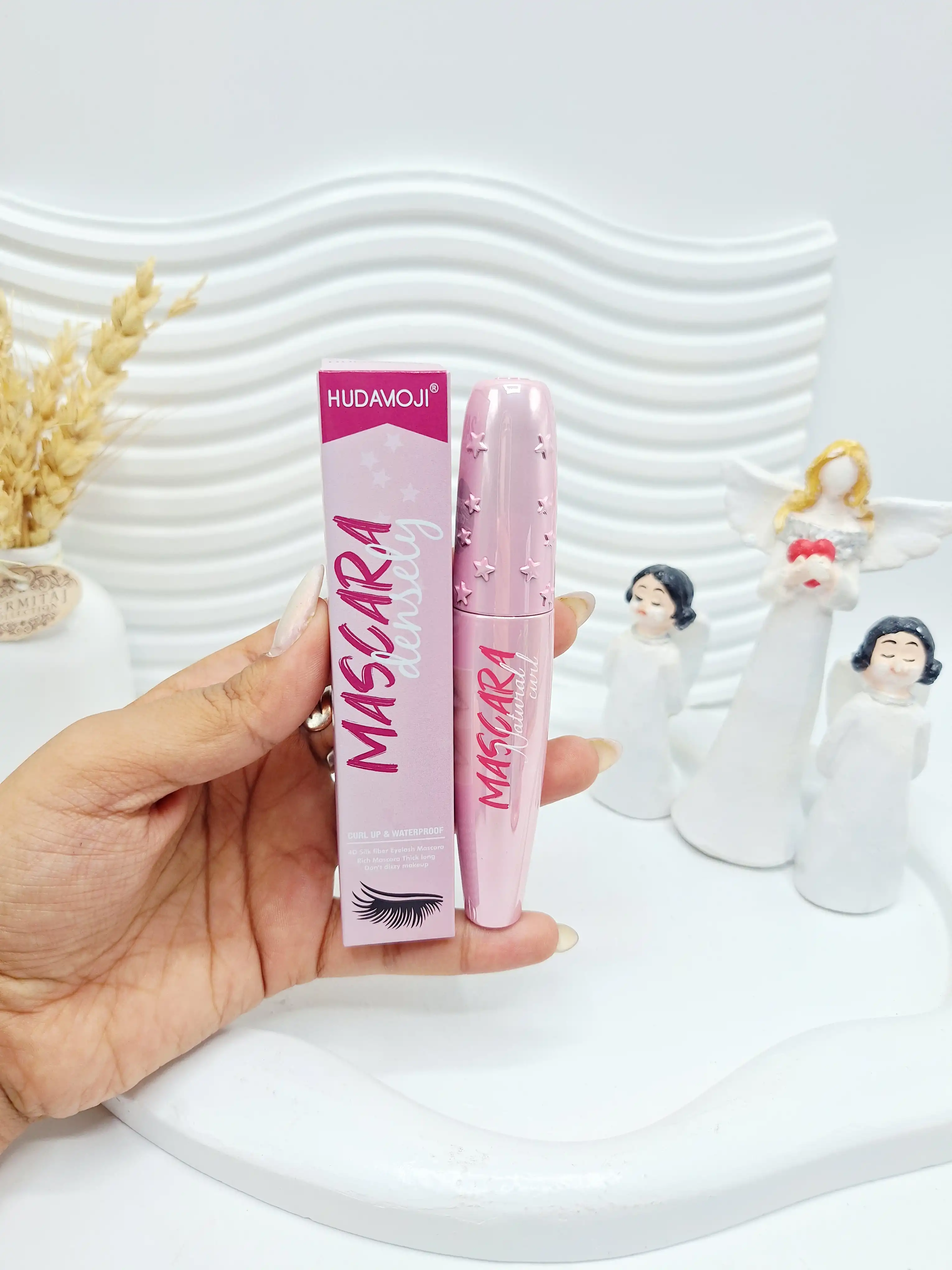 ریمل حجم دهنده و پر پشت کننده مژه برند هدی موجی کد 5022